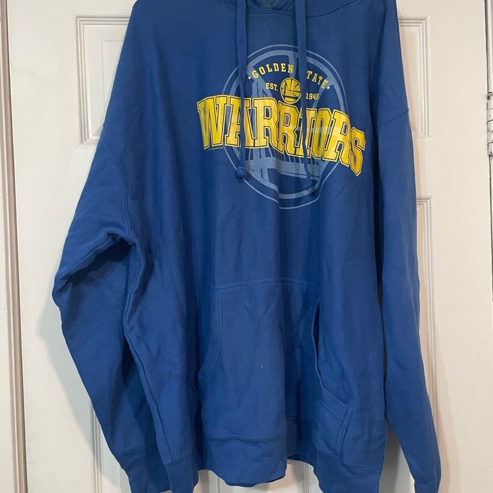 NBA Golden State Warriors Blue and Yellow Sweater